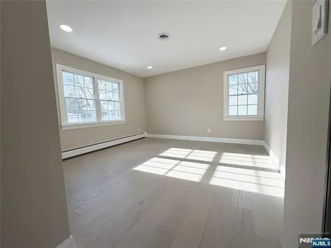 850 Ridgewood Avenue Oradell NJ 07649