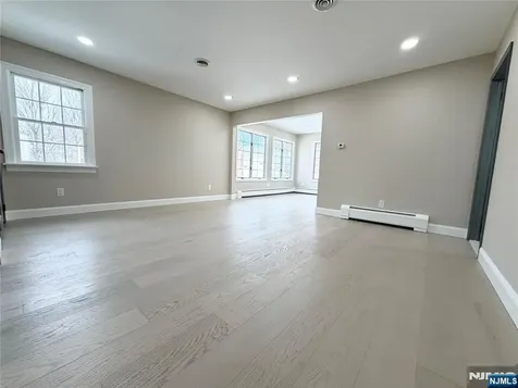 850 Ridgewood Avenue Oradell NJ 07649