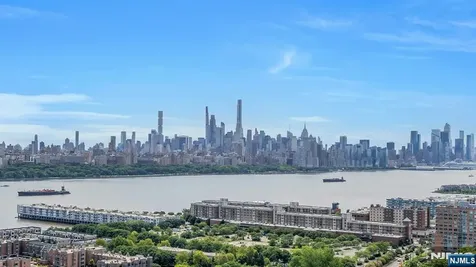 320 Adolphus Avenue Cliffside Park NJ 07010