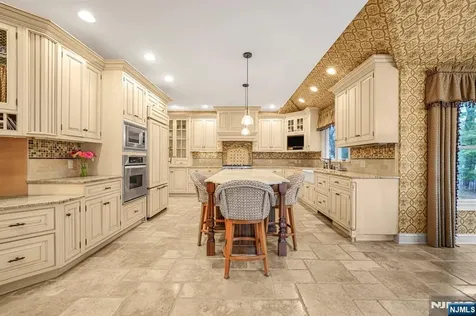 47 Abbott Road Montville Township NJ 07082