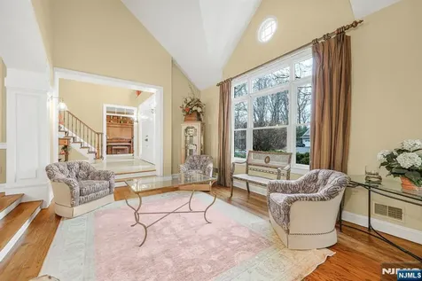 47 Abbott Road Montville Township NJ 07082