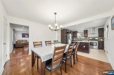 636 Elm Avenue Ridgefield NJ 07657