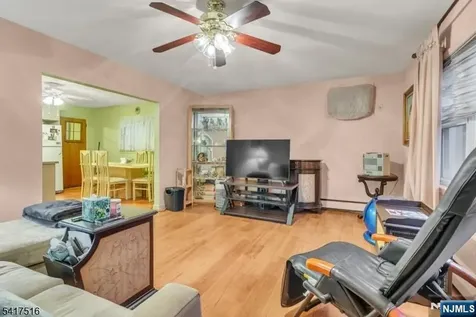 238 Stuyvesant Avenue Lyndhurst NJ 07071