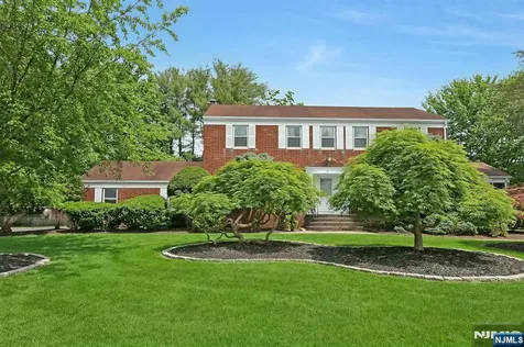 63 Van Orden Road Harrington Park NJ 07640