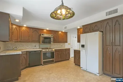 63 Van Orden Road Harrington Park NJ 07640