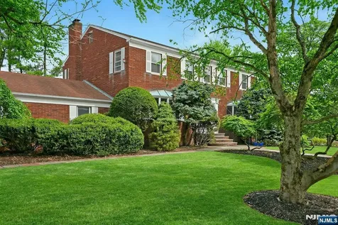 63 Van Orden Road Harrington Park NJ 07640