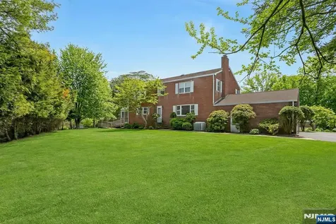 63 Van Orden Road Harrington Park NJ 07640