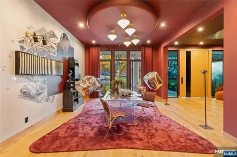 48 Pleasant Avenue Upper Saddle River NJ 07458