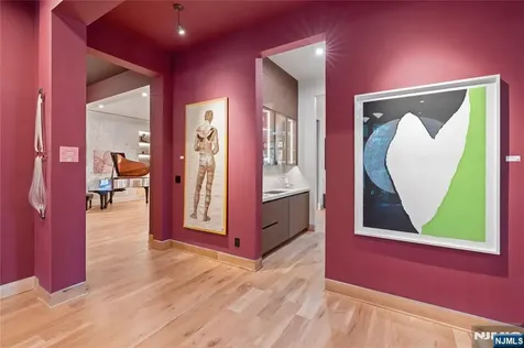 48 Pleasant Avenue Upper Saddle River NJ 07458