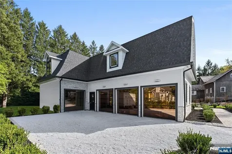 48 Pleasant Avenue Upper Saddle River NJ 07458