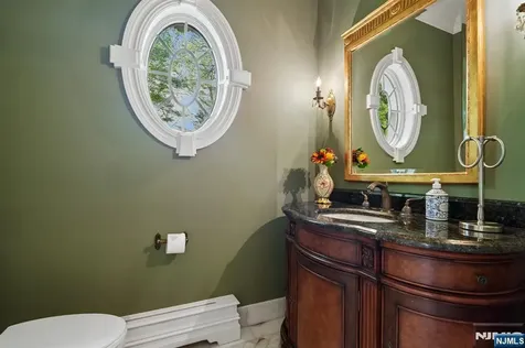35 Echo Ridge Road Upper Saddle River NJ 07458