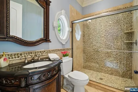 35 Echo Ridge Road Upper Saddle River NJ 07458
