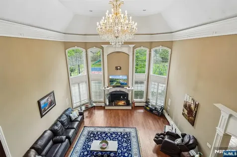 35 Echo Ridge Road Upper Saddle River NJ 07458