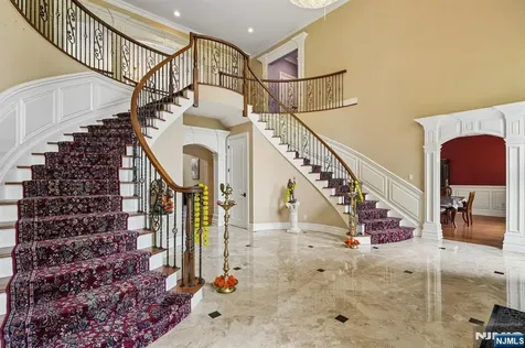 35 Echo Ridge Road Upper Saddle River NJ 07458