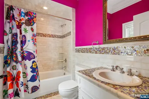 35 Echo Ridge Road Upper Saddle River NJ 07458
