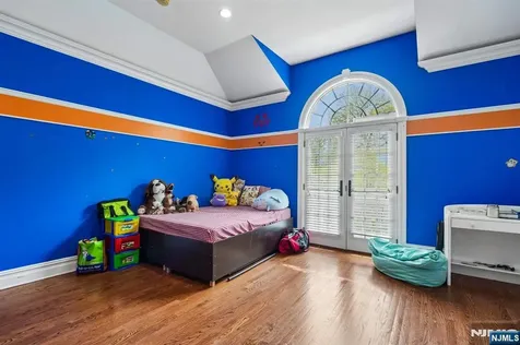 35 Echo Ridge Road Upper Saddle River NJ 07458