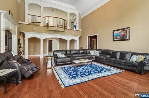 35 Echo Ridge Road Upper Saddle River NJ 07458