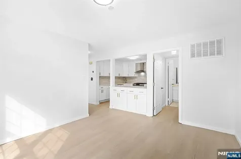 19 Quail Court Englewood NJ 07631