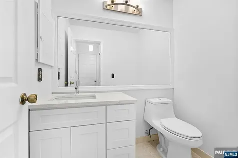19 Quail Court Englewood NJ 07631