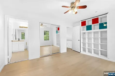 19 Quail Court Englewood NJ 07631