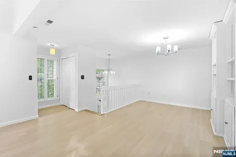 19 Quail Court Englewood NJ 07631