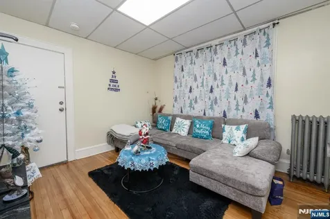 427-429 N 12th Street Newark NJ 07107