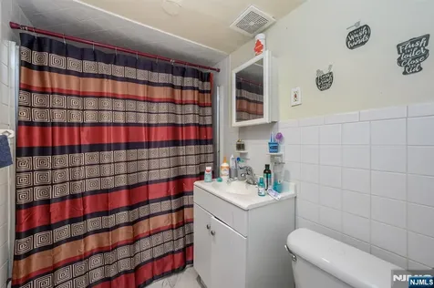 427-429 N 12th Street Newark NJ 07107