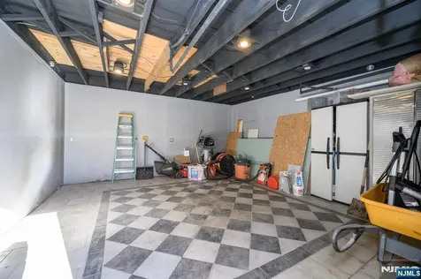 427-429 N 12th Street Newark NJ 07107