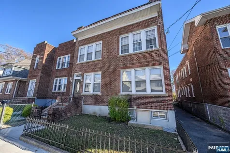 427-429 N 12th Street Newark NJ 07107