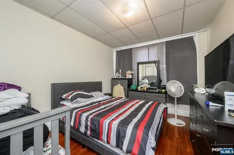 427-429 N 12th Street Newark NJ 07107