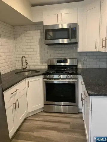 295 Park Avenue Weehawken NJ 07086