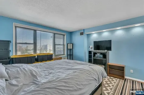 555 North Avenue Fort Lee NJ 07024