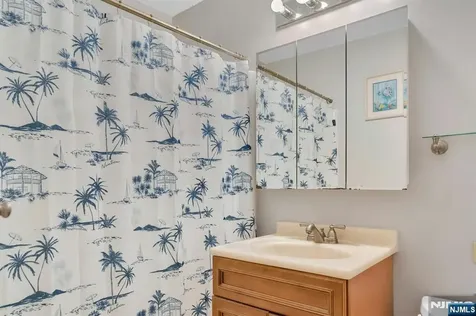 555 North Avenue Fort Lee NJ 07024