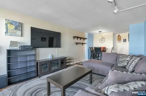 555 North Avenue Fort Lee NJ 07024