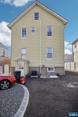 105 Livingston Avenue Lyndhurst NJ 07071