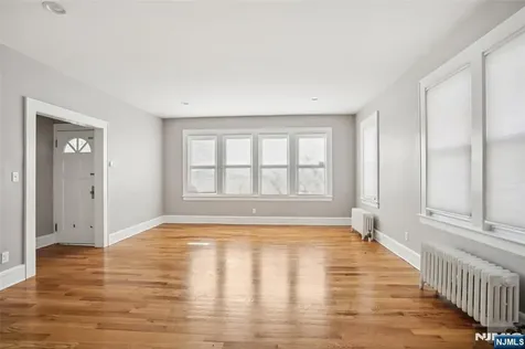 105 Livingston Avenue Lyndhurst NJ 07071
