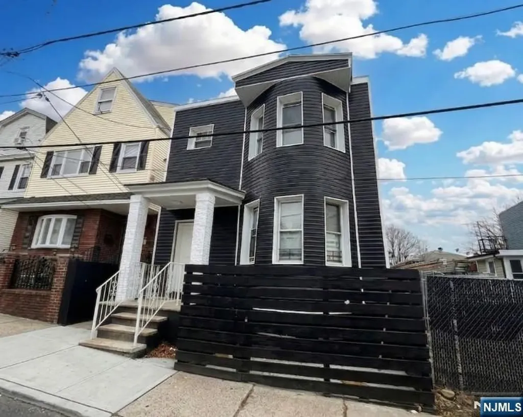 41 Montrose Terrace Irvington NJ 07111