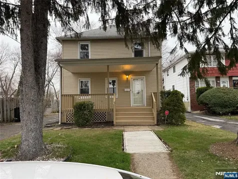 1127 Earle Place Plainfield NJ 07062