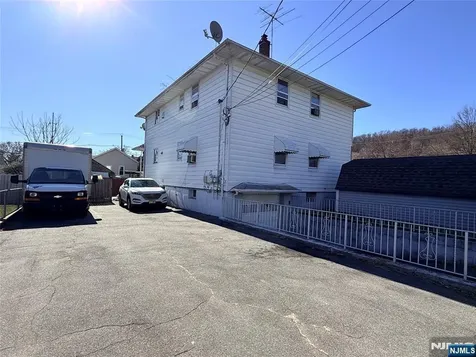 275 Ryerson Avenue Paterson NJ 07502