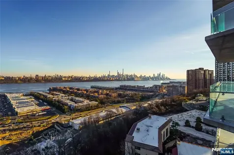320 Adolphus Avenue Cliffside Park NJ 07010