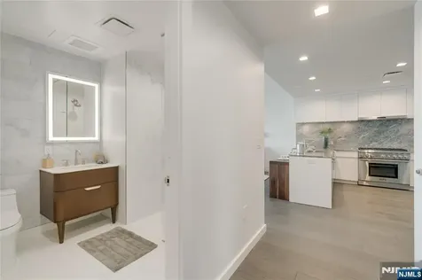 320 Adolphus Avenue Cliffside Park NJ 07010