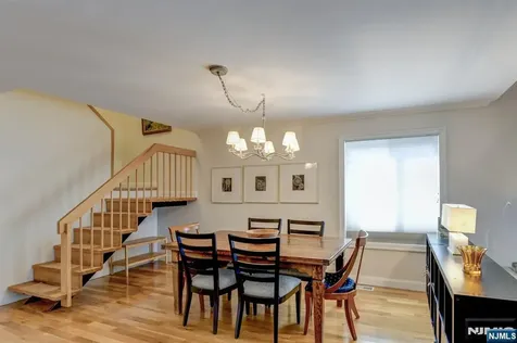 598 Sanderling Court Secaucus NJ 07094