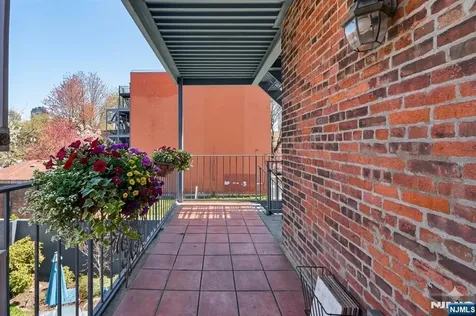 278 Monmouth Street Jersey City NJ 07302