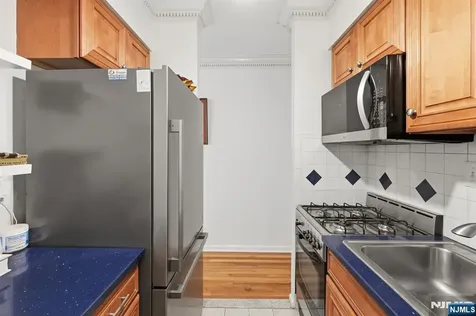 278 Monmouth Street Jersey City NJ 07302