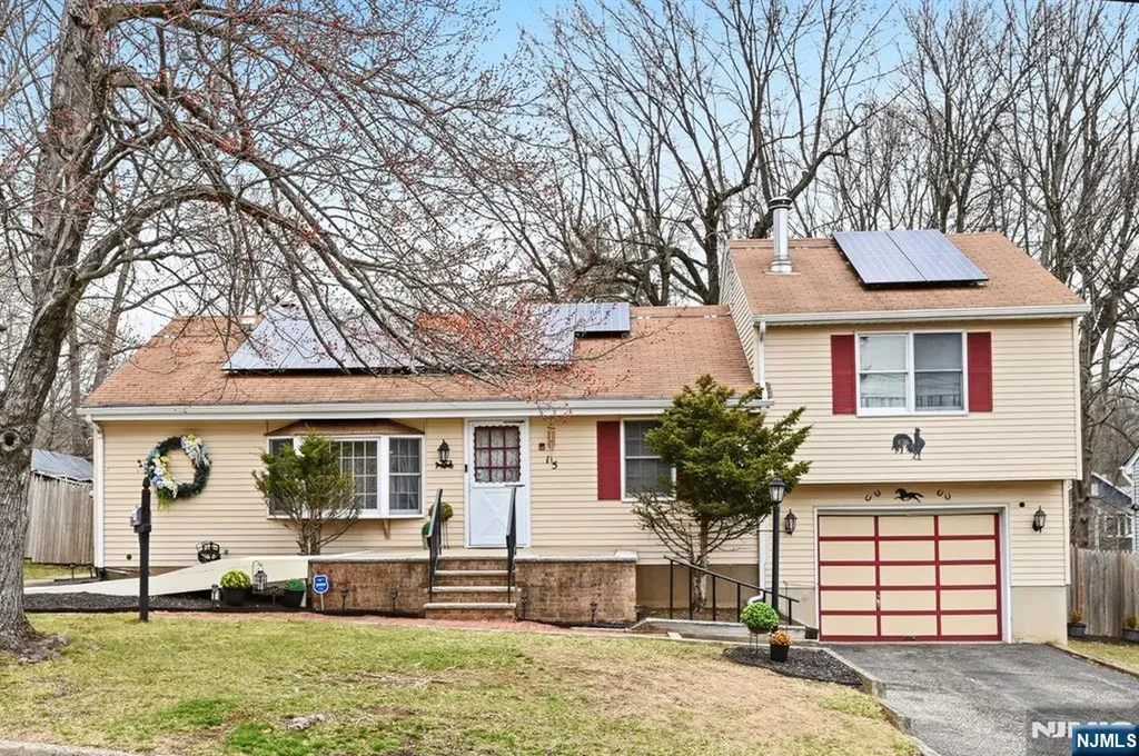 15 Colgate Road Oakland NJ 07436
