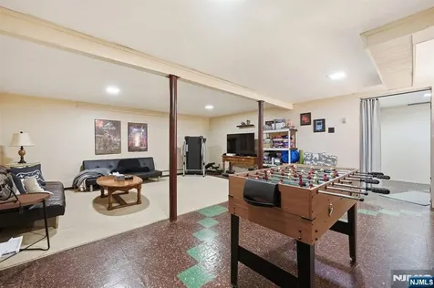 15 Colgate Road Oakland NJ 07436