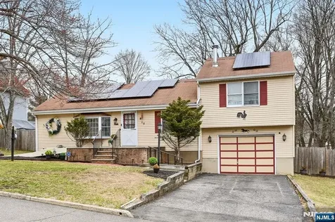 15 Colgate Road Oakland NJ 07436