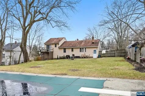 15 Colgate Road Oakland NJ 07436