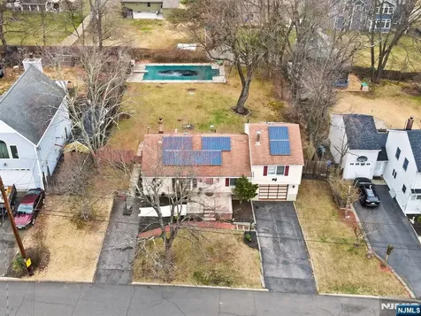 15 Colgate Road Oakland NJ 07436