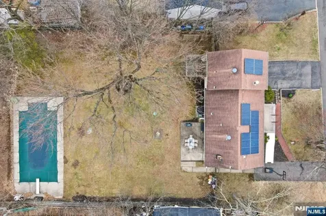 15 Colgate Road Oakland NJ 07436